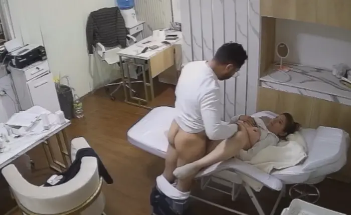 Indian Doctor With Asstsant Affair Sex Hard IPCAM Video Viral